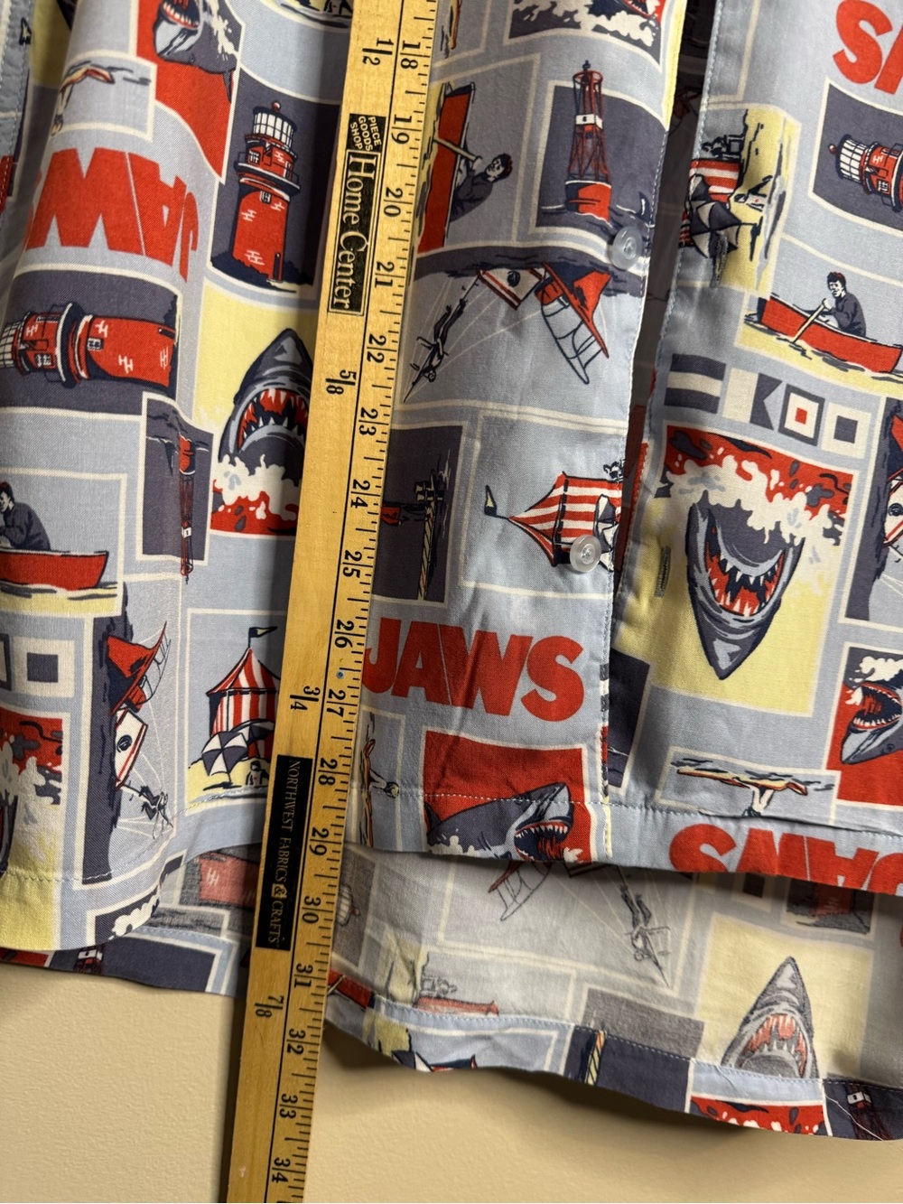 JAWS Men’s Graphic Button-Up All Over Shark Pattern - Picture 6 of 6